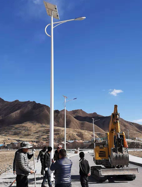 甘南碌曲10米泽普太阳能路灯项目