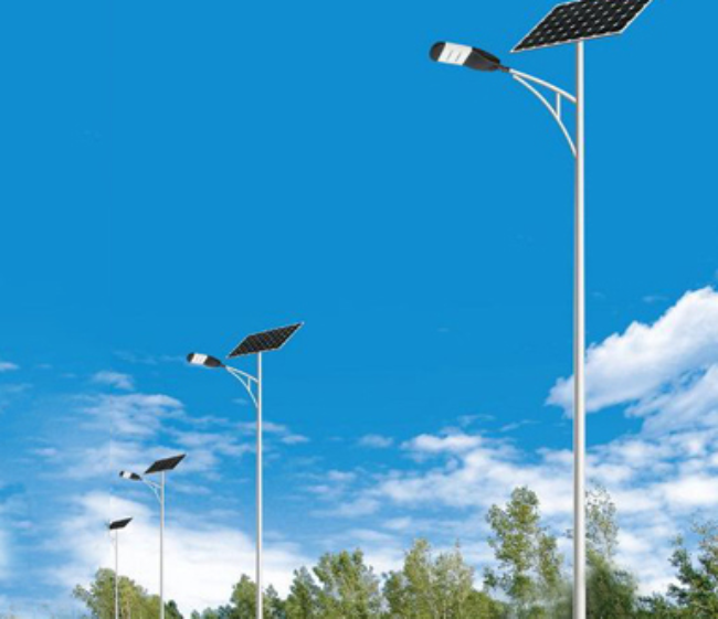 泽普太阳能路灯维护时，这些细节别忽略！